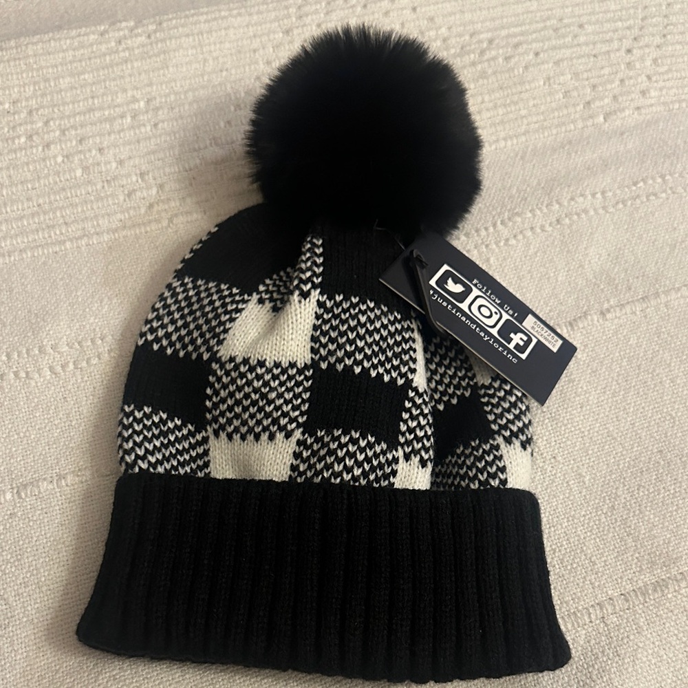 Elegant Black and White Checkered Beanie with Pom-Pom